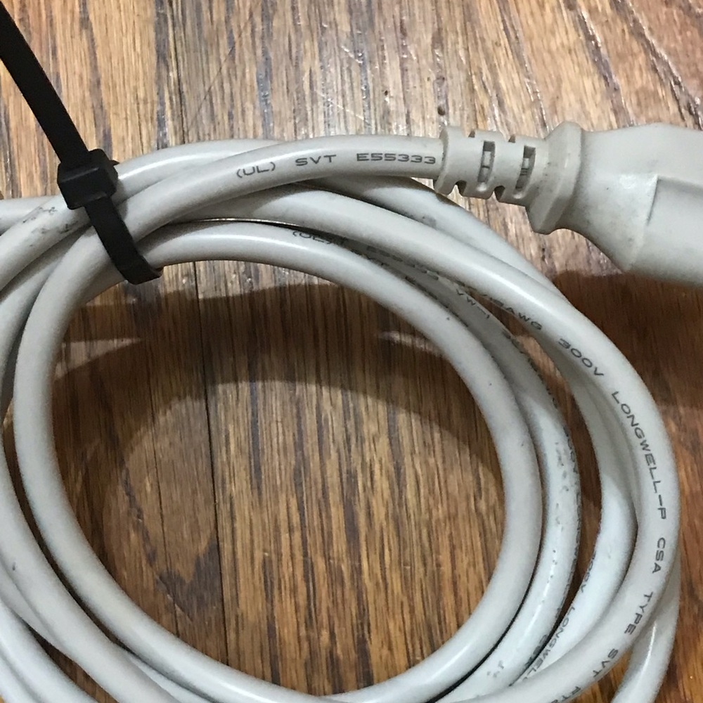 Longwell E55333 VW-1 3C/18AWG 300V TYPE SVT Computer Desktop Monitor Power Cord - Picture 7 of 13